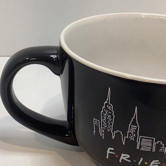 👠 Friends Large Coffee Cup - Picture 9 of 14